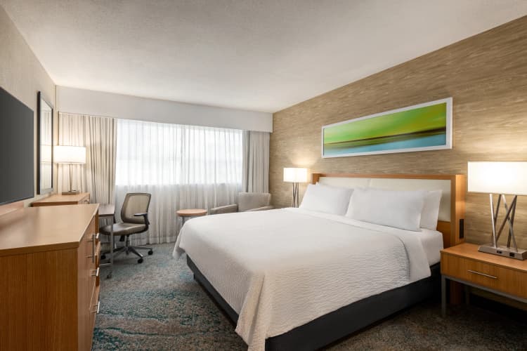 Holiday Inn Miami Beach-Oceanfront photo 4