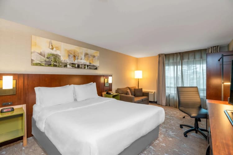Comfort Inn South Shore photo 5