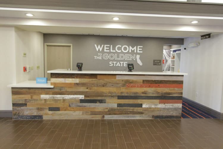 Hampton Inn & Suites Seal Beach photo 3