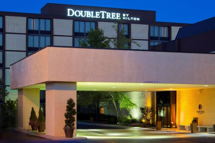 Wyndham Columbus photo 2