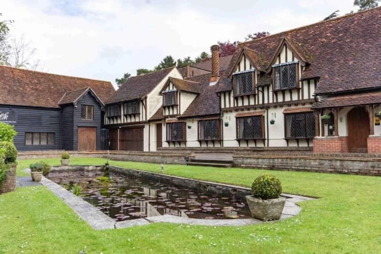 Great Hallingbury Manor photo 2