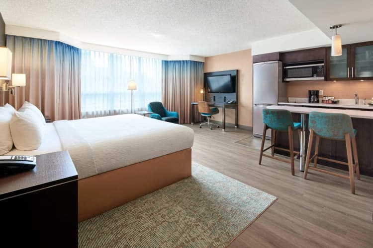 Residence Inn Vancouver Downtown photo 3