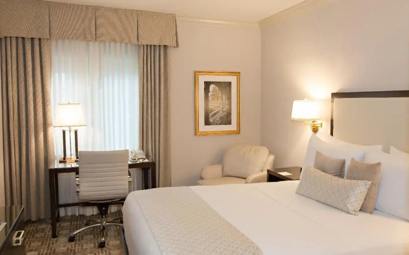 Bell Tower Hotel photo 4