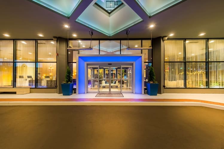 Sonesta White Plains, photo 2