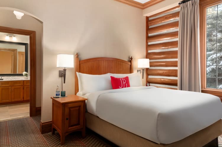 Fairmont Jasper Park Lodge photo 3