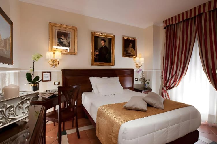 Hotel Des Artistes photo 5