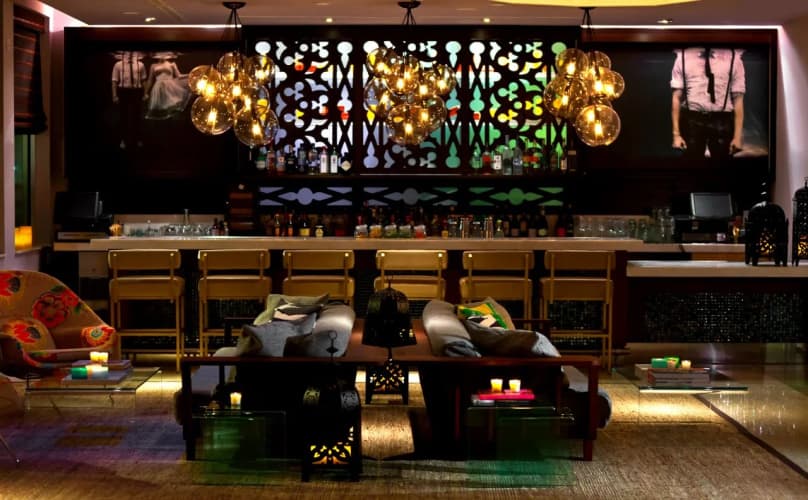 Kimpton Surfcomber Hotel photo 3