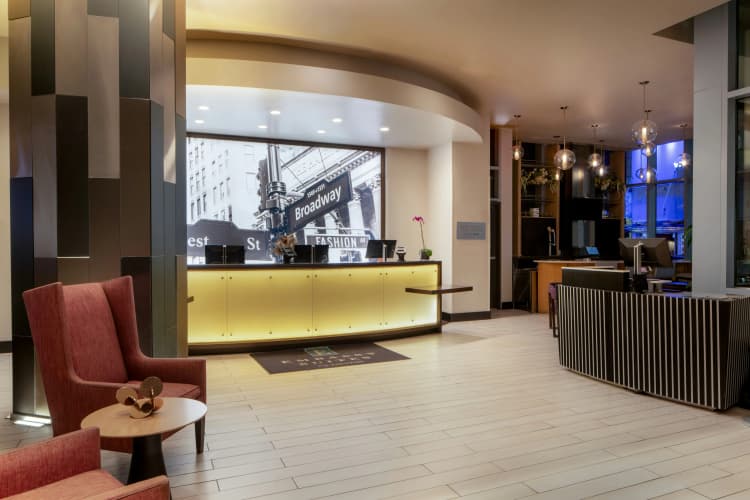 Embassy Suites by Hilton New York Manhattan Times Square photo 3