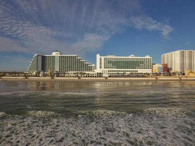 Hilton Daytona Beach Oceanfront Resort - Adults Only photo 2