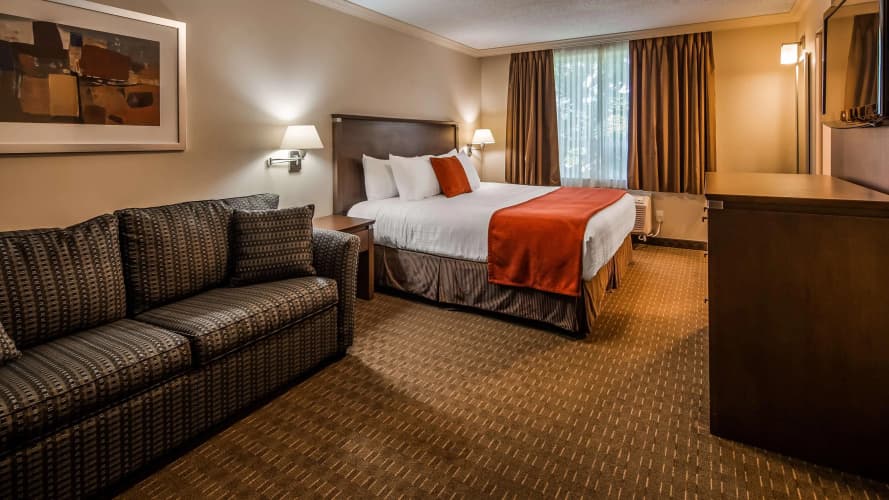 Best Western Plus Guildwood Inn photo 5