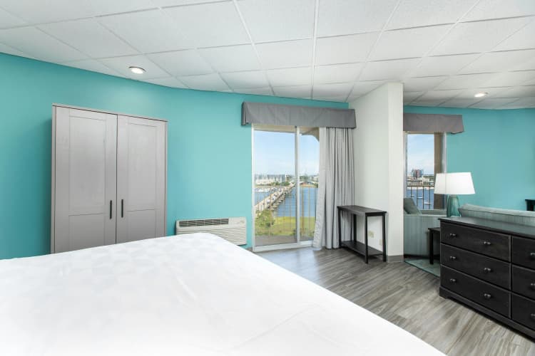 Holiday Inn Charleston - Riverview photo 4
