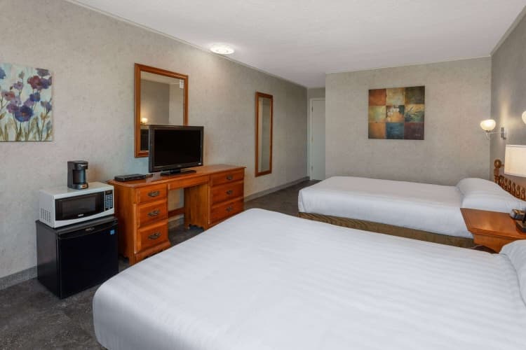 Travelodge By Wyndham Amherst, photo 5