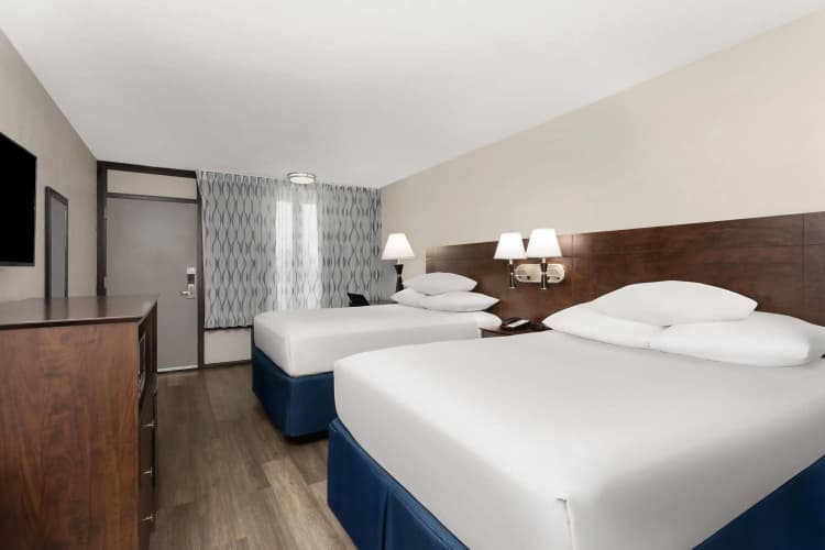 Days Inn by Wyndham Orlando Conv Center/International Drive photo 5