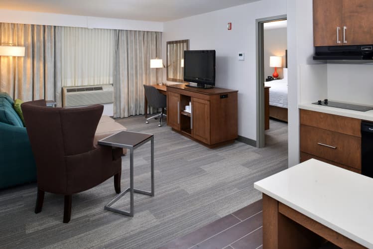 Hampton Inn & Suites By Hilton Calgary- University Northwest photo 5