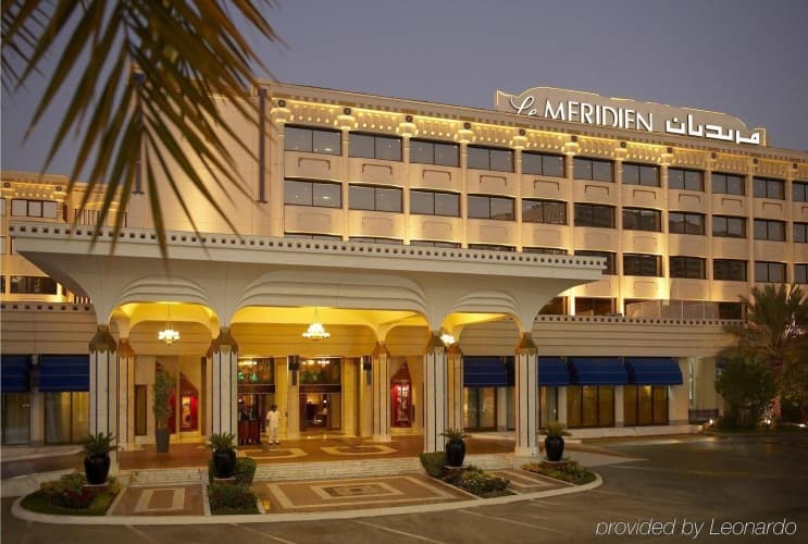 Le Meridien Abu Dhabi, photo 2