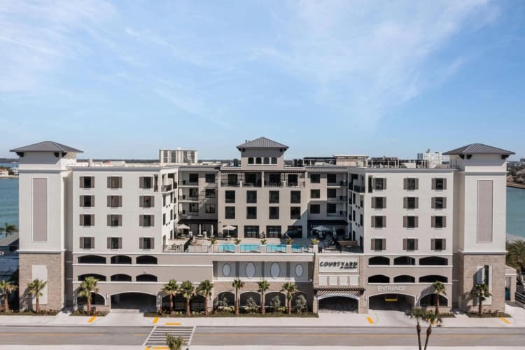 Courtyard by Marriott Clearwater Beach photo 2