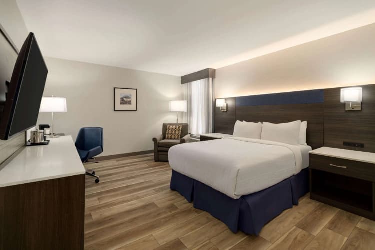 Wyndham Phoenix Airport/Tempe photo 4