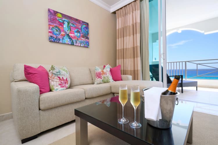 O2 Beach Club & Spa photo 5