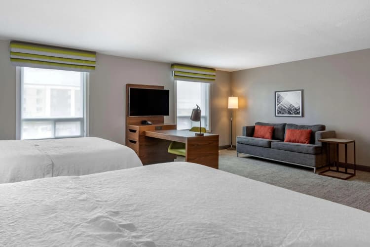 Hampton Inn & Suites by Hilton Edmonton/West photo 4