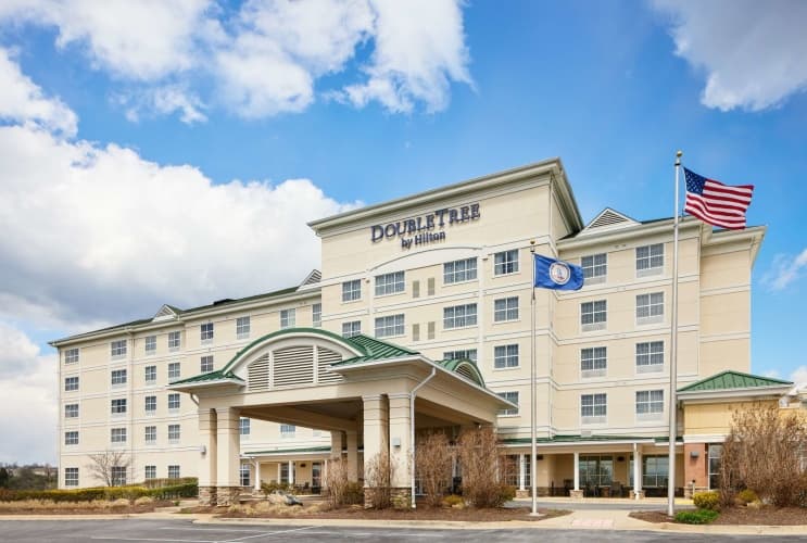 DoubleTree by Hilton Front Royal Blue Ridge Shadows photo 2