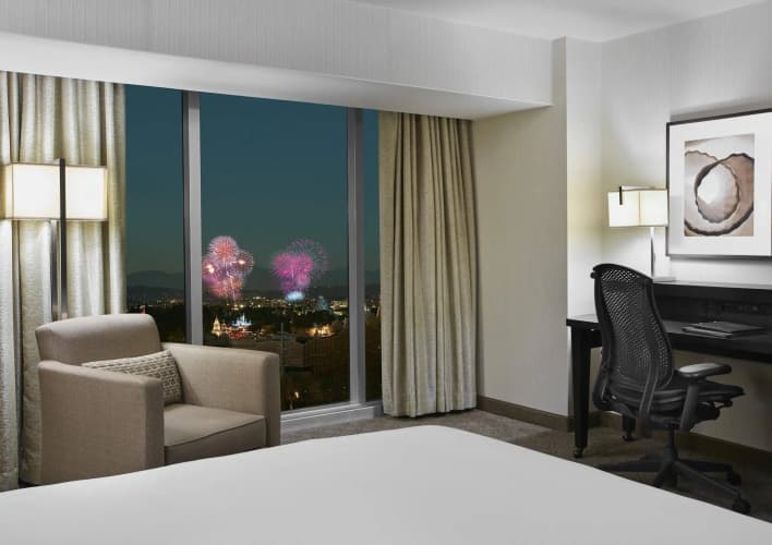 Hilton Anaheim photo 5