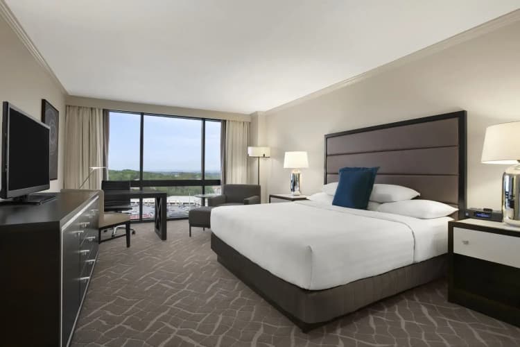 Hyatt Regency Birmingham - The Wynfrey Hotel photo 4