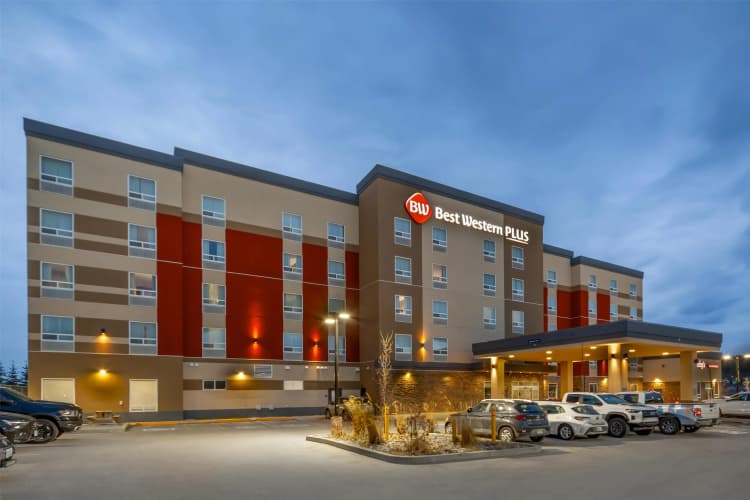 Best Western Plus Hinton Inn & Suites photo 2