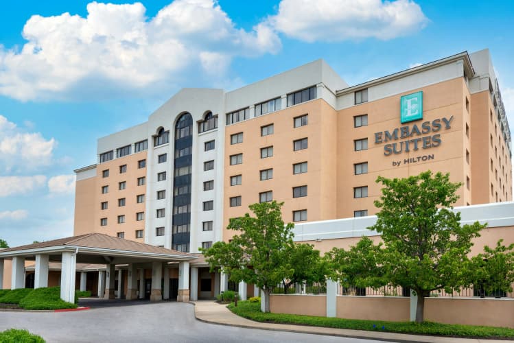 Embassy Suites by Hilton Kansas City International Airport photo 2
