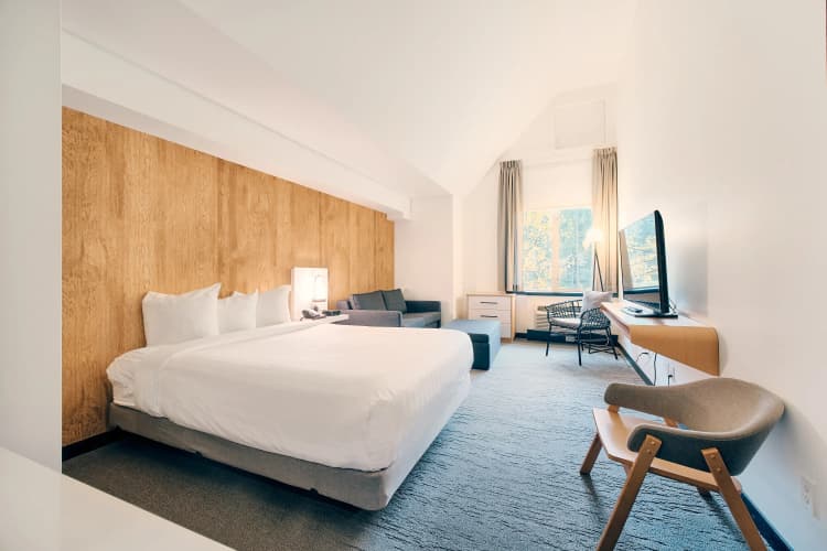 Aava Whistler Hotel photo 5