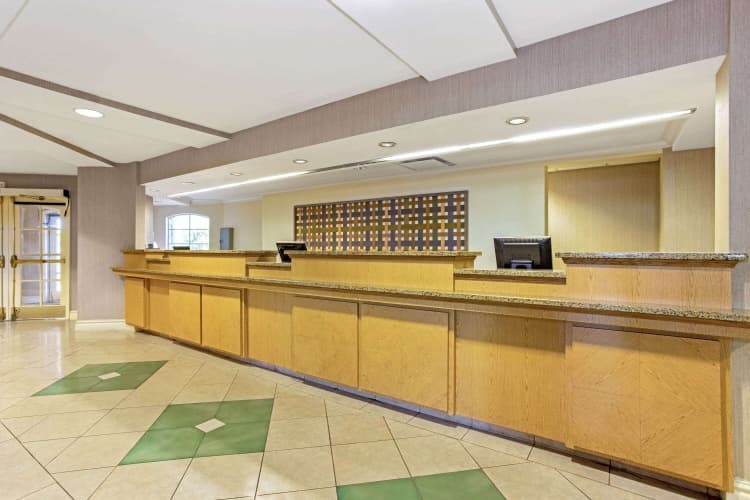 La Quinta Inn & Suites Orlando I Drive/Conv Center, photo 3