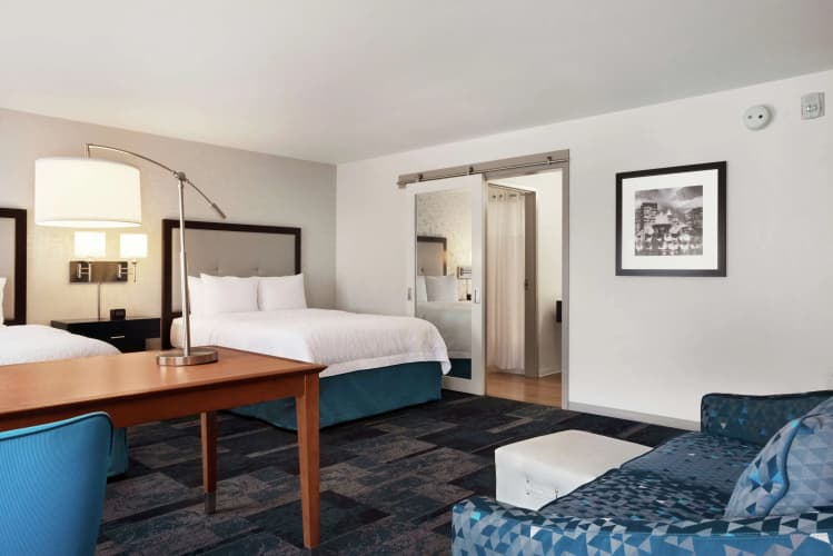 Hampton Inn & Suites Rosemont Chicago O'Hare photo 5