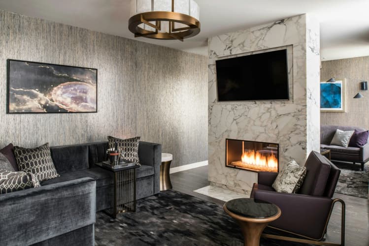 LondonHouse Chicago, Curio Collection by Hilton photo 5