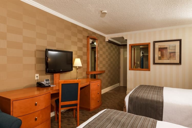 The Glenmore Inn & Convention Centre, photo 5