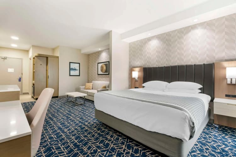 Best Western Premier Route 97 Vernon photo 4