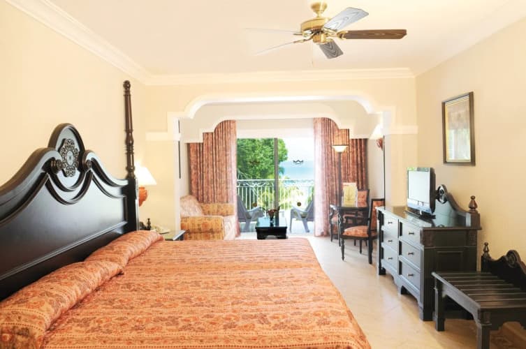 Riu Palace Tropical Bay photo 2