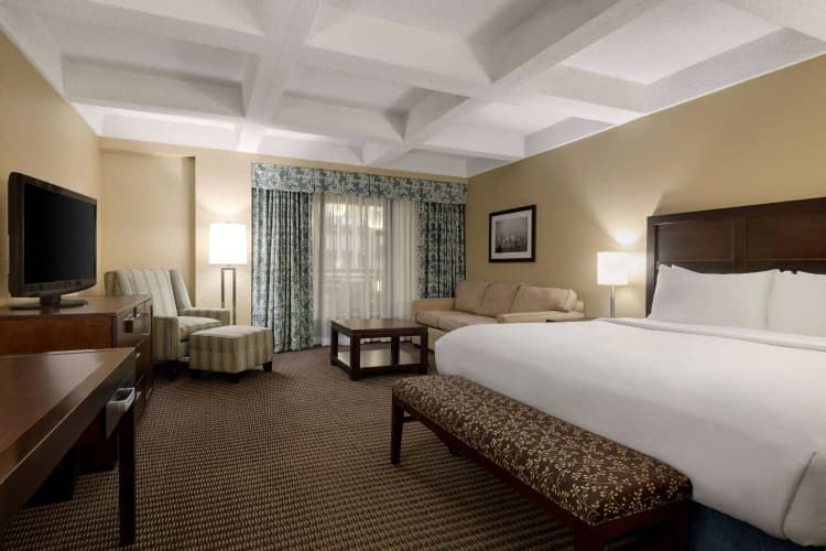 Wyndham Edmonton Hotel and Conference Centre photo 4