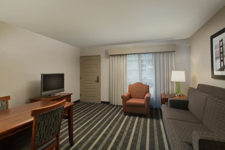 Embassy Suites by Hilton San Francisco Airport Waterfront photo 4