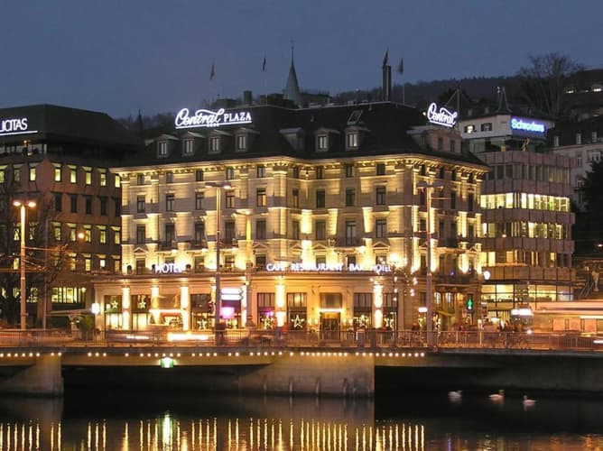 Central Plaza Hotel photo 2