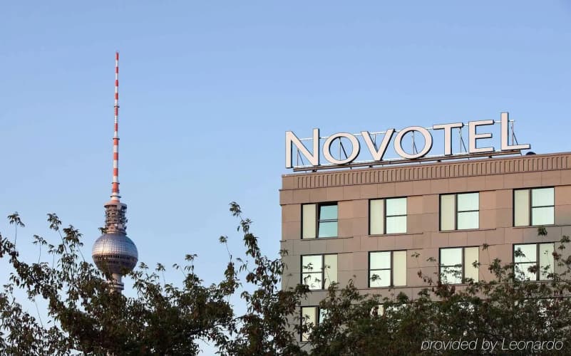 Hotel Novotel Berlin Mitte photo 2
