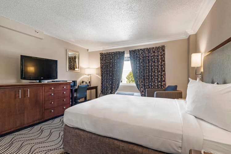 Jack London Inn photo 2