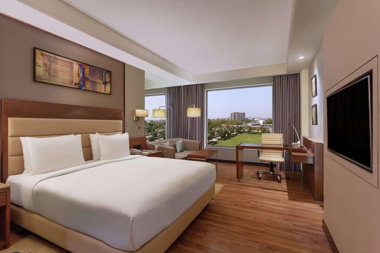 DoubleTree by Hilton Agra photo 5