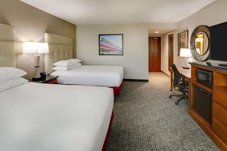 Drury Inn & Suites Phoenix Airport photo 5