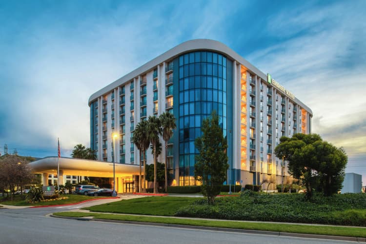 Embassy Suites by Hilton San Francisco Airport photo 2
