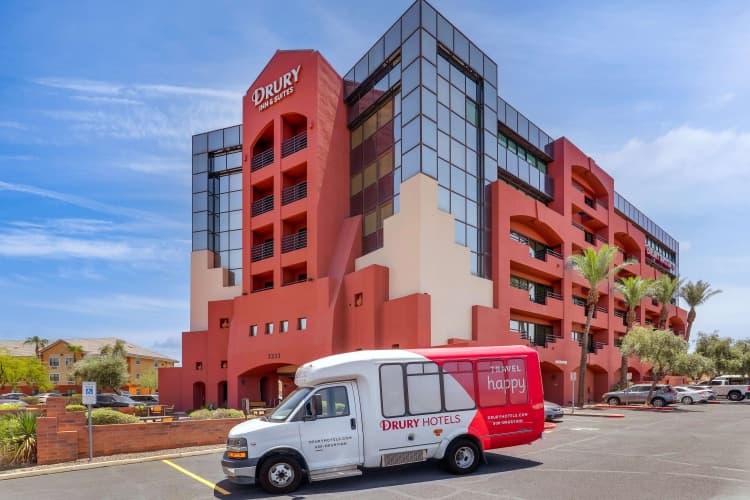 Drury Inn & Suites Phoenix Airport photo 2