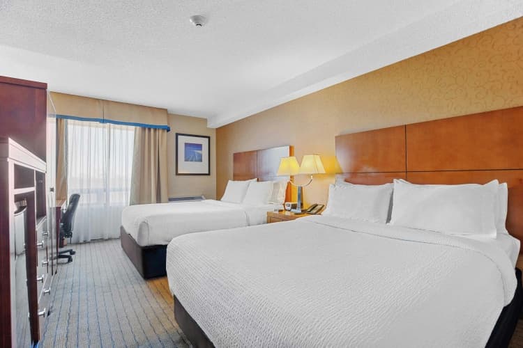 Sandman Hotel & Suites London Downtown photo 4