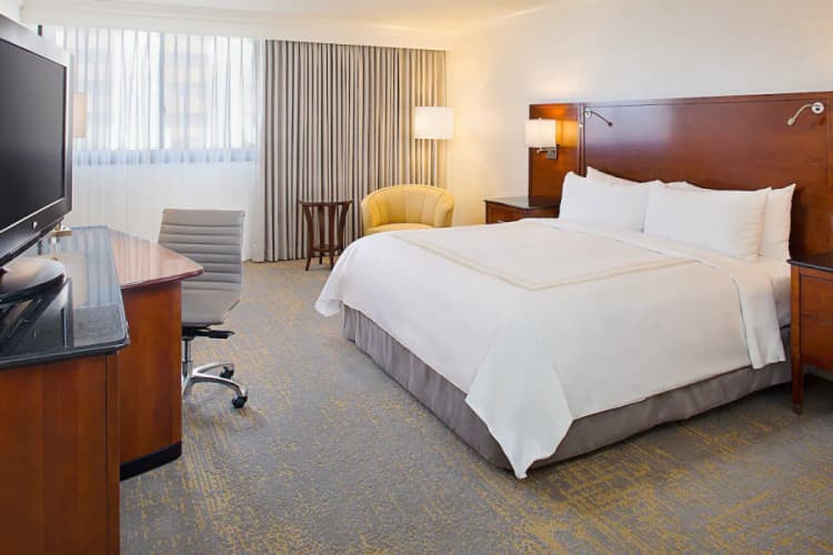 Los Angeles Marriott Burbank Airport photo 3
