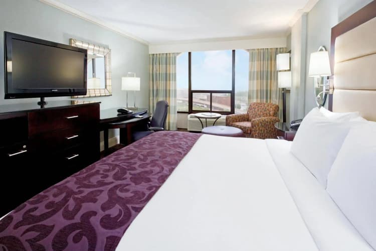 Hilton Springfield photo 5