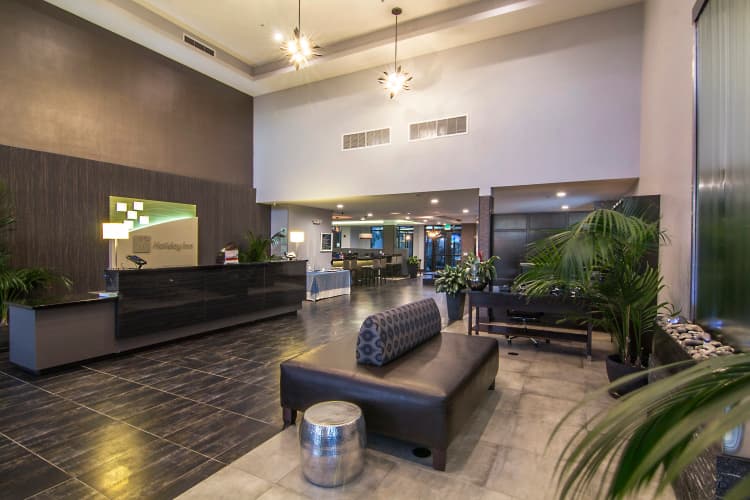 Holiday Inn & Staybridge Suites Carlsbad San Diego photo 3