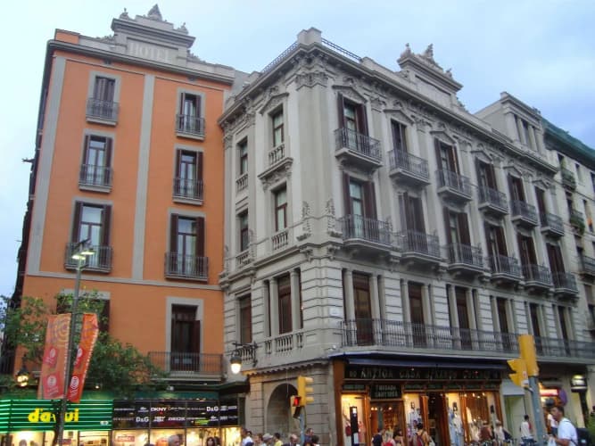 Internacional Ramblas Atiram photo 2
