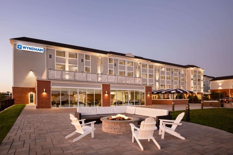 Wyndham Newport Hotel, photo 2